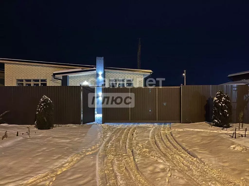 Дом в Тюменская область, Тюменский район, д. Решетникова Береговая ... - Фото 0