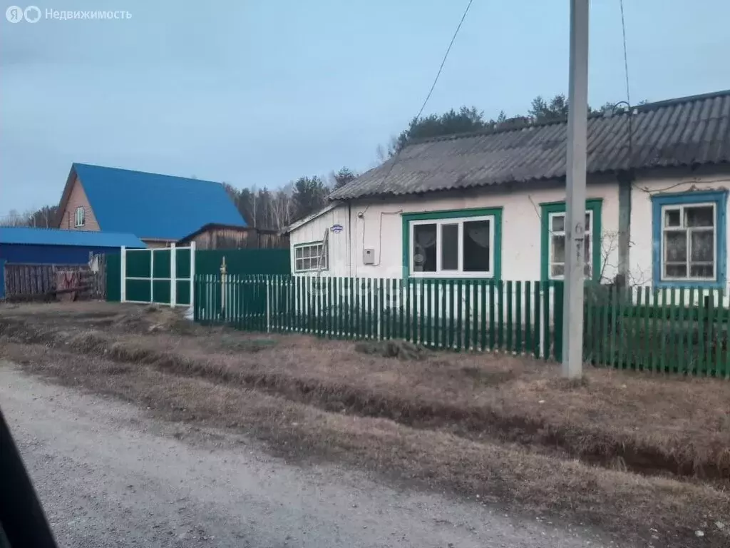Дом в Тюменская область, Заводоуковский муниципальный округ, посёлок ... - Фото 1