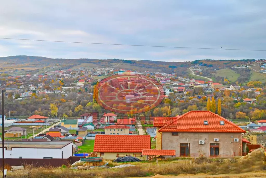 Участок в Крым, Симферопольский район, Добровское с/пос, с. Пионерское ... - Фото 1