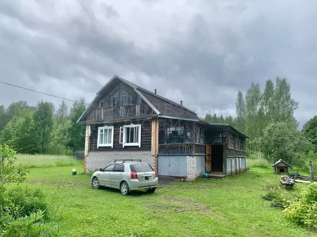 Дом в Новгородская область, Парфинский район, Федорковское с/пос, д. ... - Фото 1