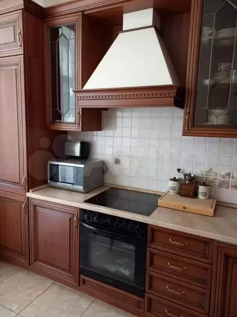 3-к. квартира, 130м, 2/6эт. - Фото 0