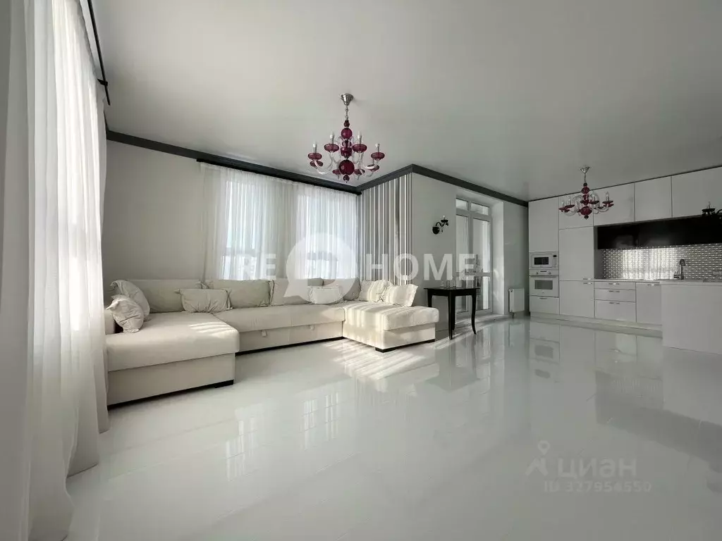 3-к кв. Пермский край, Пермь ул. Революции, 22 (75.9 м) - Фото 1