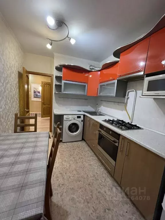 2-к кв. Волгоградская область, Волгоград бул. Энгельса, 26 (52.0 м) - Фото 0