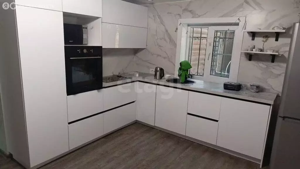 Дом в Улан-Удэ, квартал Таёжный (184.5 м) - Фото 1