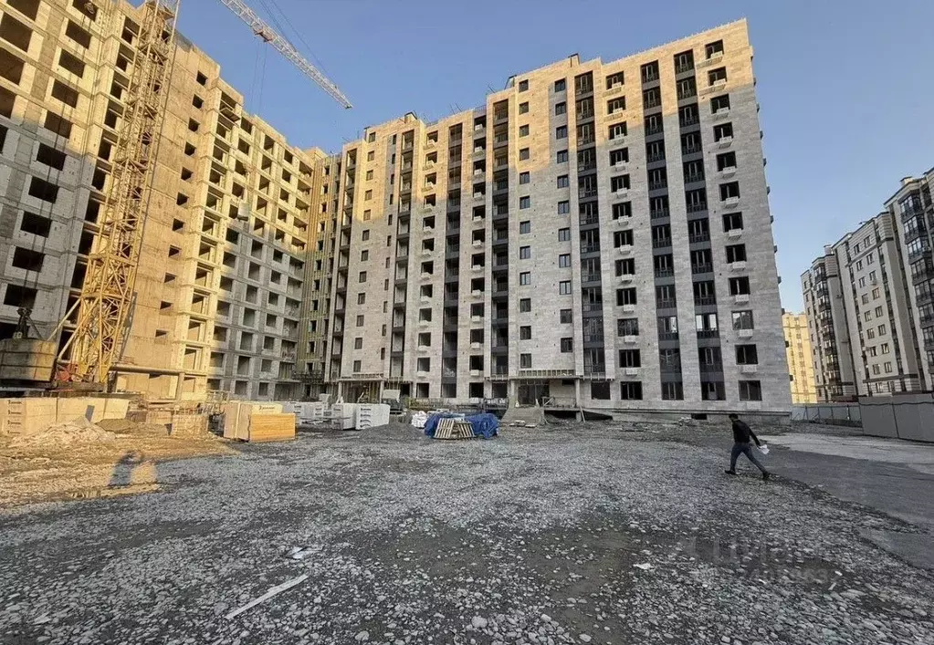 3-к кв. Северная Осетия, Владикавказ ул. Астана Кесаева, 44Б (81.0 м) - Фото 1