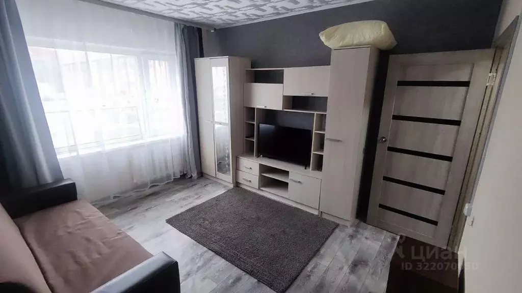 Комната Ямало-Ненецкий АО, Губкинский 11-й мкр, 45 (25.0 м) - Фото 0