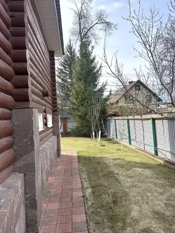 Коттедж в Самарская область, Самара Слесарный пер., 8 (350 м) - Фото 1