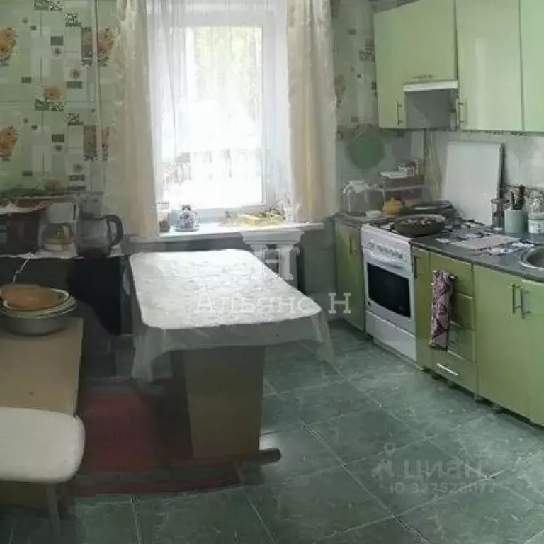 3-к кв. Ростовская область, Азов Азовский район, ул. Кондаурова, 31 ... - Фото 0