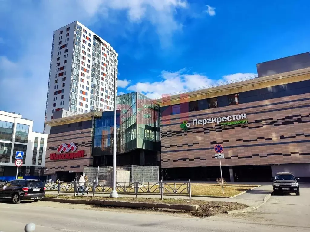 Торговая площадь в Свердловская область, Екатеринбург ул. Тверитина, ... - Фото 1