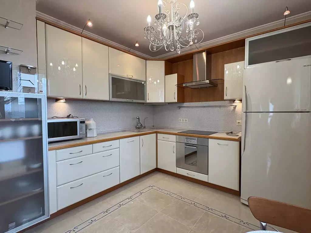 Продаётся 4-к квартира, 100.8 м - Фото 0