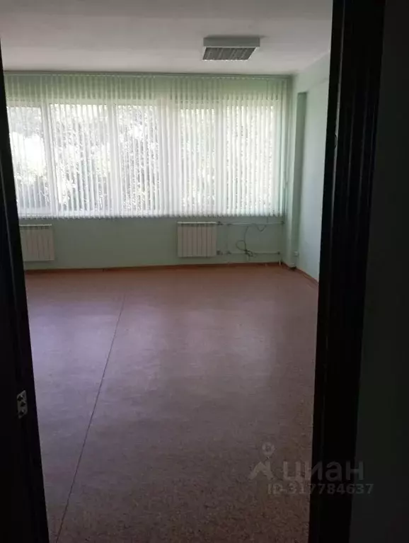 Помещение свободного назначения в Омская область, Омск просп. ... - Фото 0