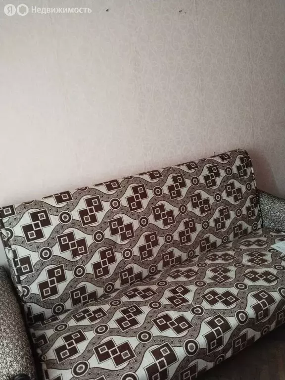 3-комнатная квартира: Санкт-Петербург, проспект Шаумяна, 81 (56.63 м) - Фото 1