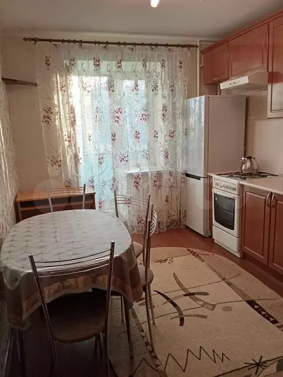 1-к. квартира, 46 м, 2/5 эт. - Фото 0