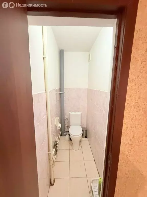 2-комнатная квартира: Кумертау, улица Мажита Гафури, 25 (57.8 м) - Фото 0