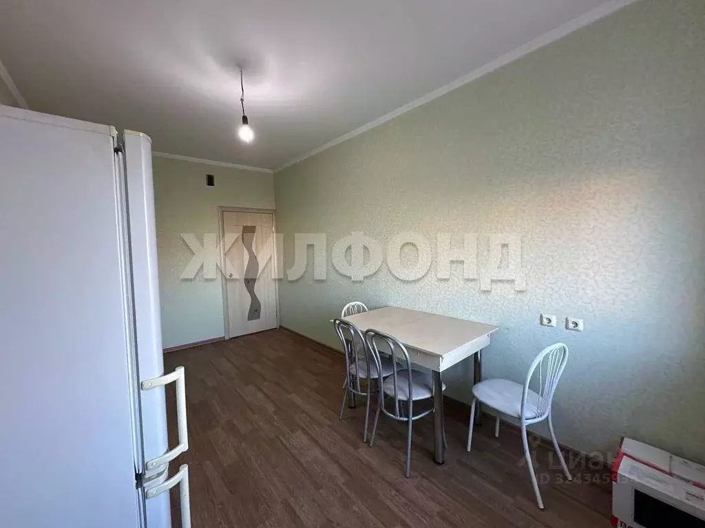 2-к кв. Хакасия, Абакан просп. Дружбы Народов, 39 (68.0 м) - Фото 2