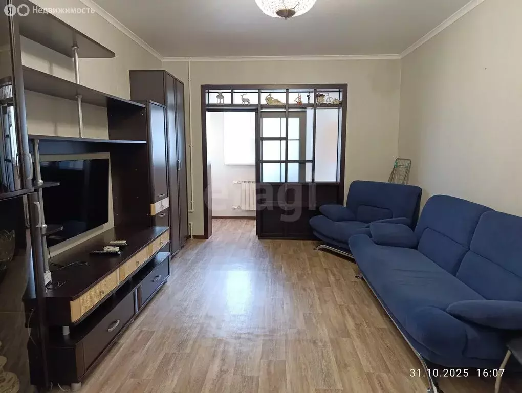 2-комнатная квартира: Астрахань, Курская улица, 53к1 (67.7 м) - Фото 1