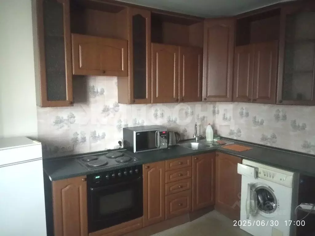 2-к кв. Новосибирская область, Новосибирск Учительская ул., 8 (60.0 м) - Фото 1