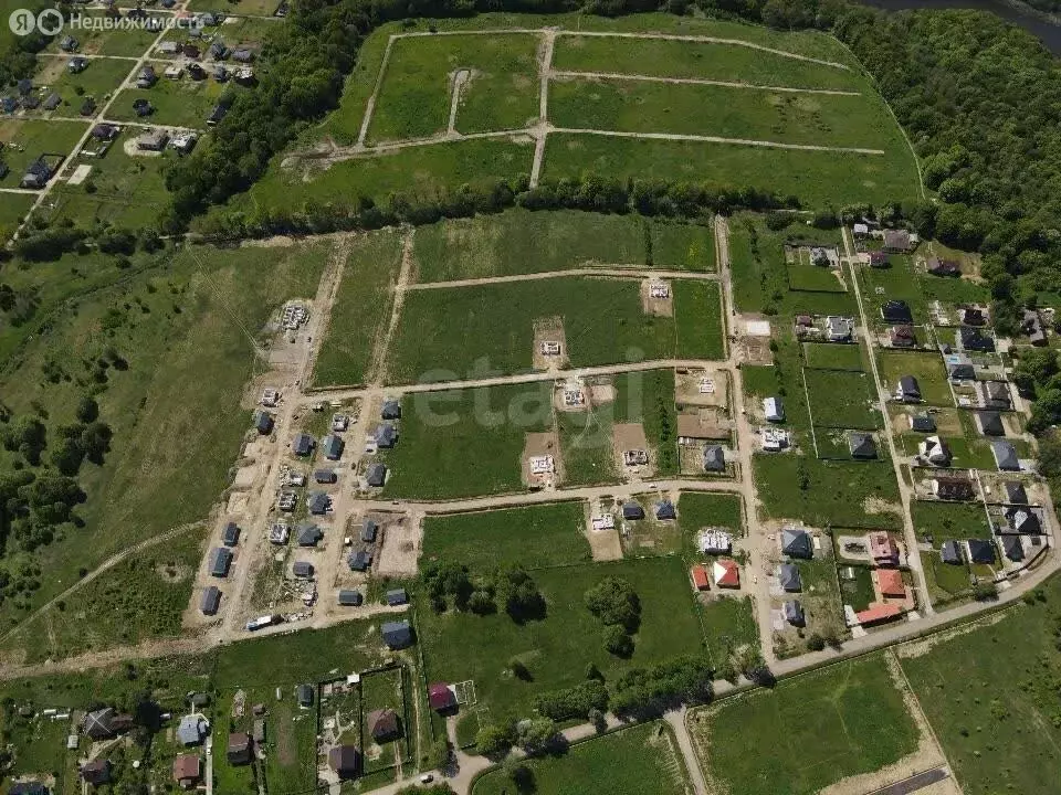 Участок в Калиновка, Гвардейская улица (6.8 м) - Фото 1