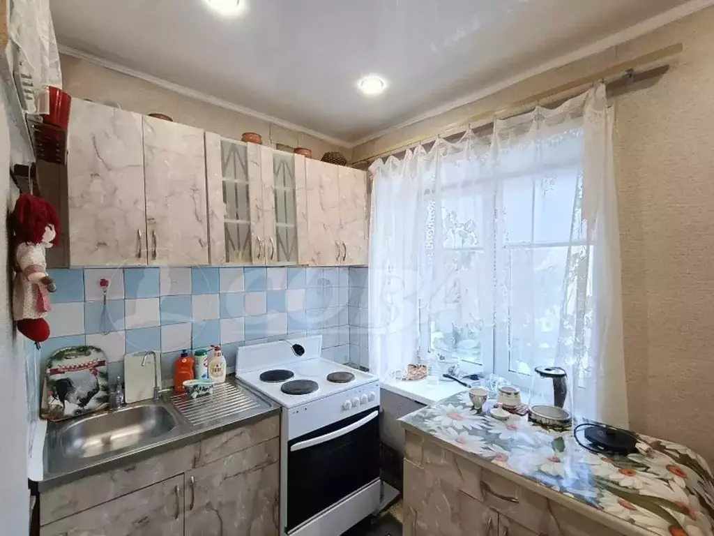 2-к кв. Тюменская область, Тюмень Антипино мкр, ул. Ивана Крылова, 9 ... - Фото 0