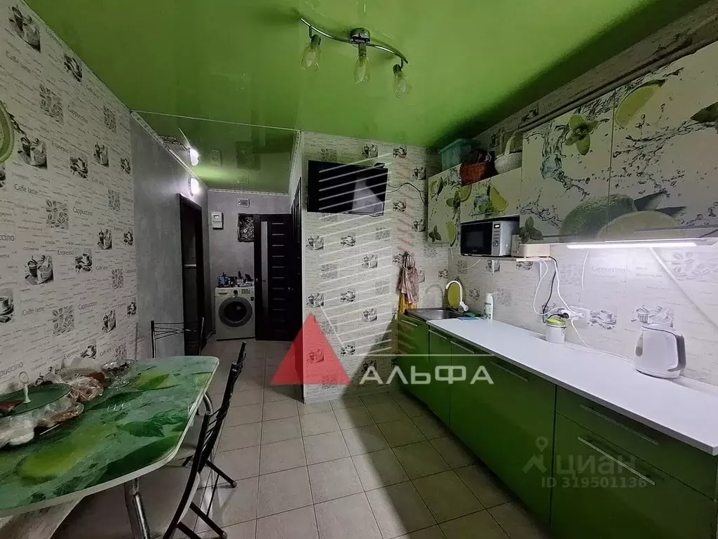 2-к кв. Крым, Сакский район, с. Молочное ул. Ново-Садовая, 3 (52.0 м) - Фото 1