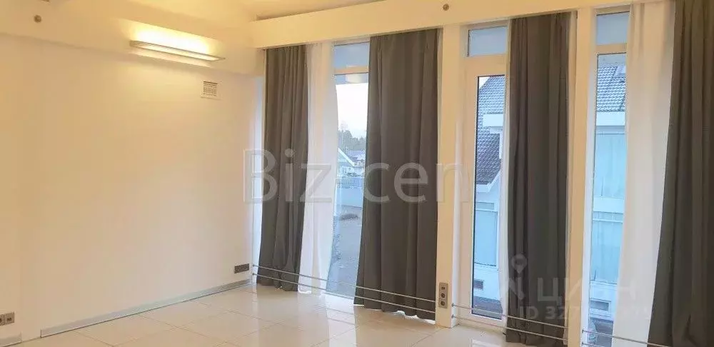 Офис в Санкт-Петербург просп. Лахтинский, 129 (23 м) - Фото 1