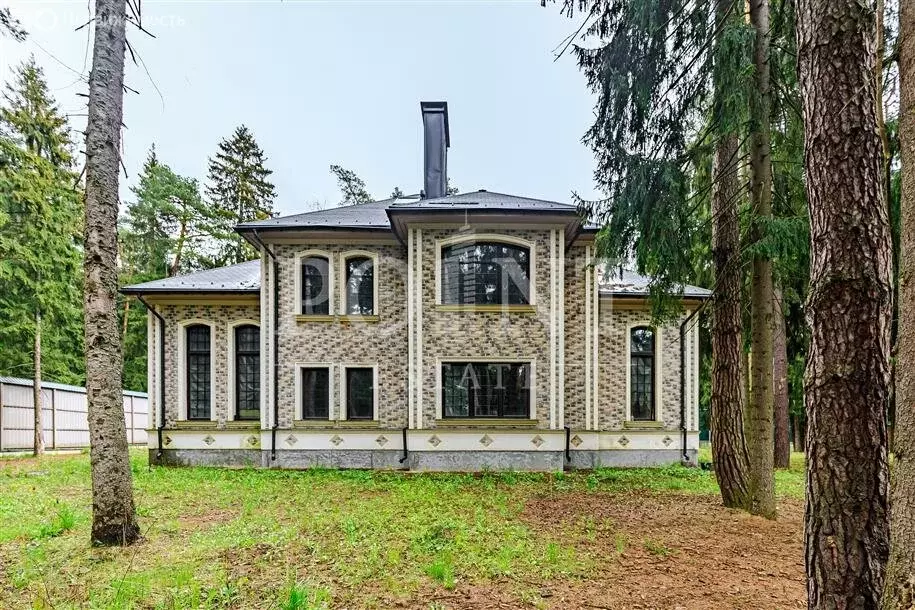 Дом в Одинцовский городской округ, деревня Маслово (1200 м) - Фото 0