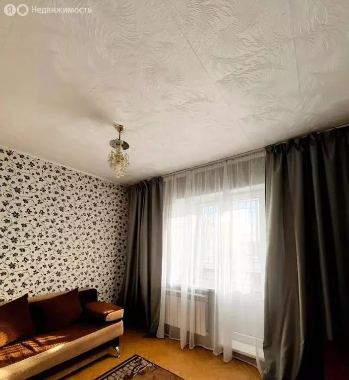 2-комнатная квартира: Омск, улица Крупской, 5 (55 м) - Фото 1