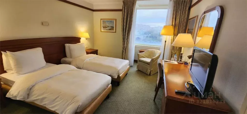 Комната Москва пл. Евразии, 2 (25.0 м) - Фото 1