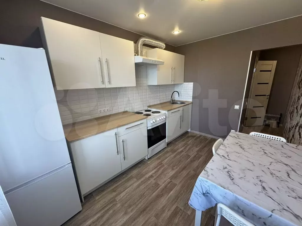 1-к. квартира, 45 м, 7/12 эт. - Фото 0