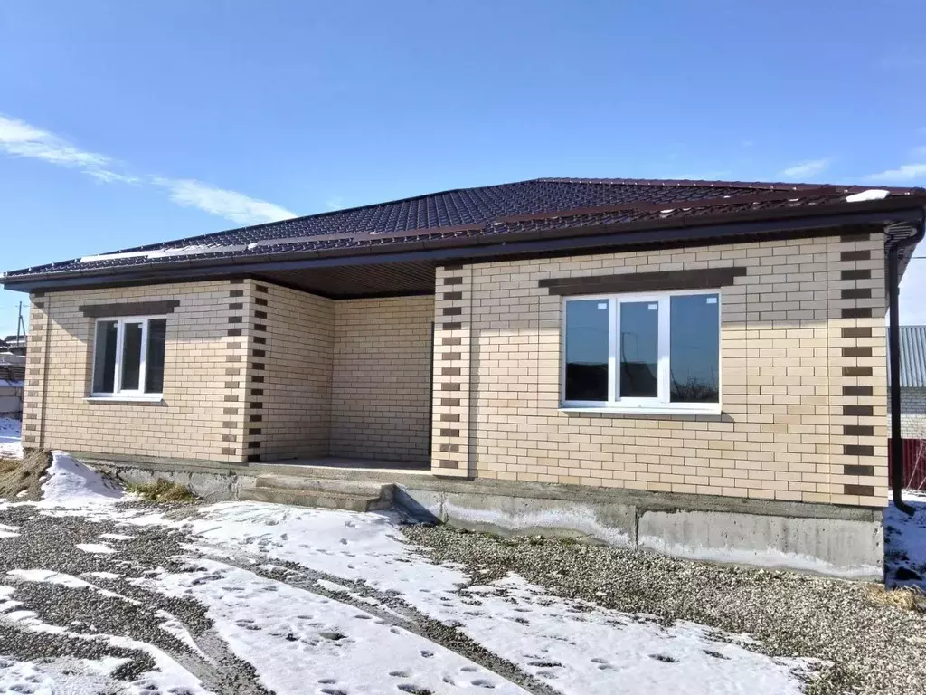 Дом в Ставропольский край, Шпаковский муниципальный округ, с. Татарка ... - Фото 2