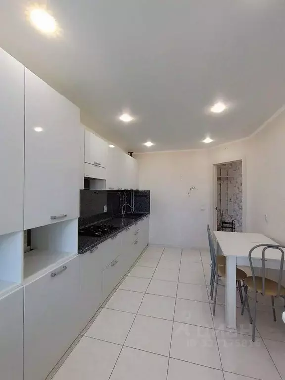 1-к кв. Чувашия, Цивильск Цивильский район, ул. Димитриева, 7 (52.0 м) - Фото 1