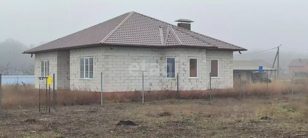 Дом в Белгородская область, Белгородский район, с. Стрелецкое ул. ... - Фото 1