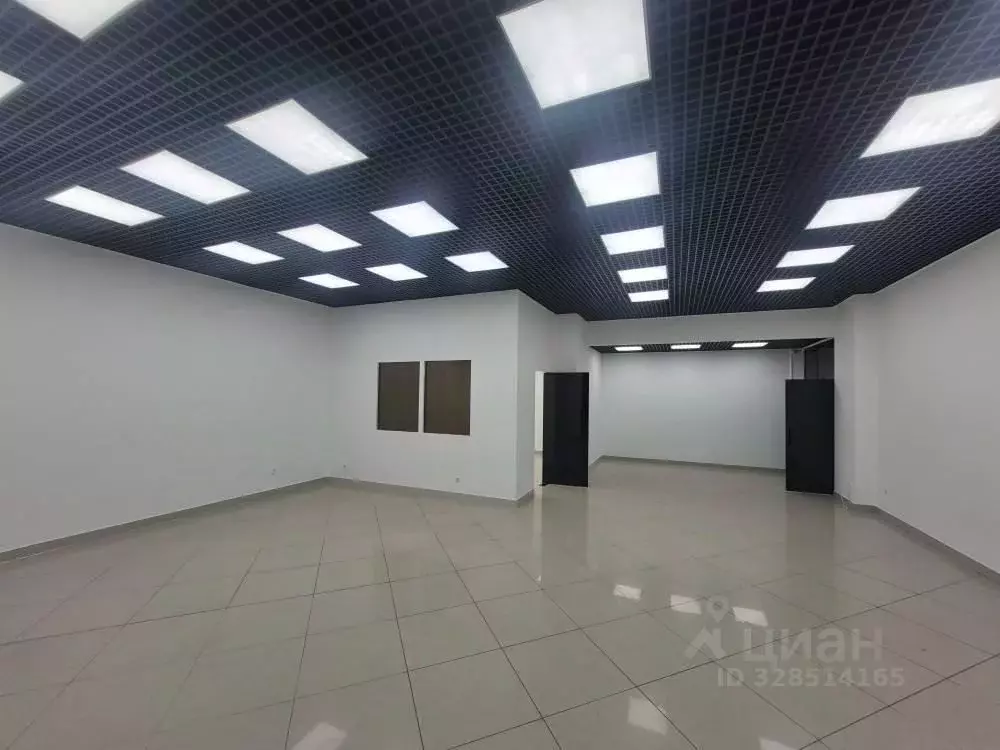 Помещение свободного назначения в Свердловская область, Екатеринбург ... - Фото 1