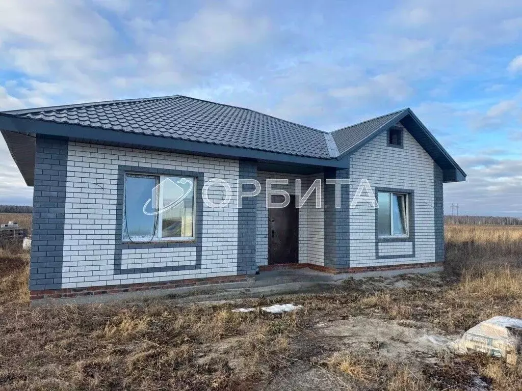 Дом в Тюменская область, Тюменский муниципальный округ, с. Кулаково  ... - Фото 1