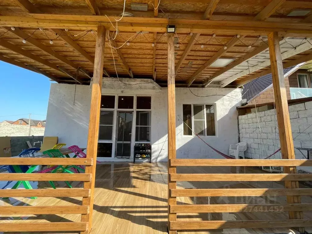 Дом в Дагестан, Махачкала ул. Вьюжная, 43 (25 м) - Фото 1