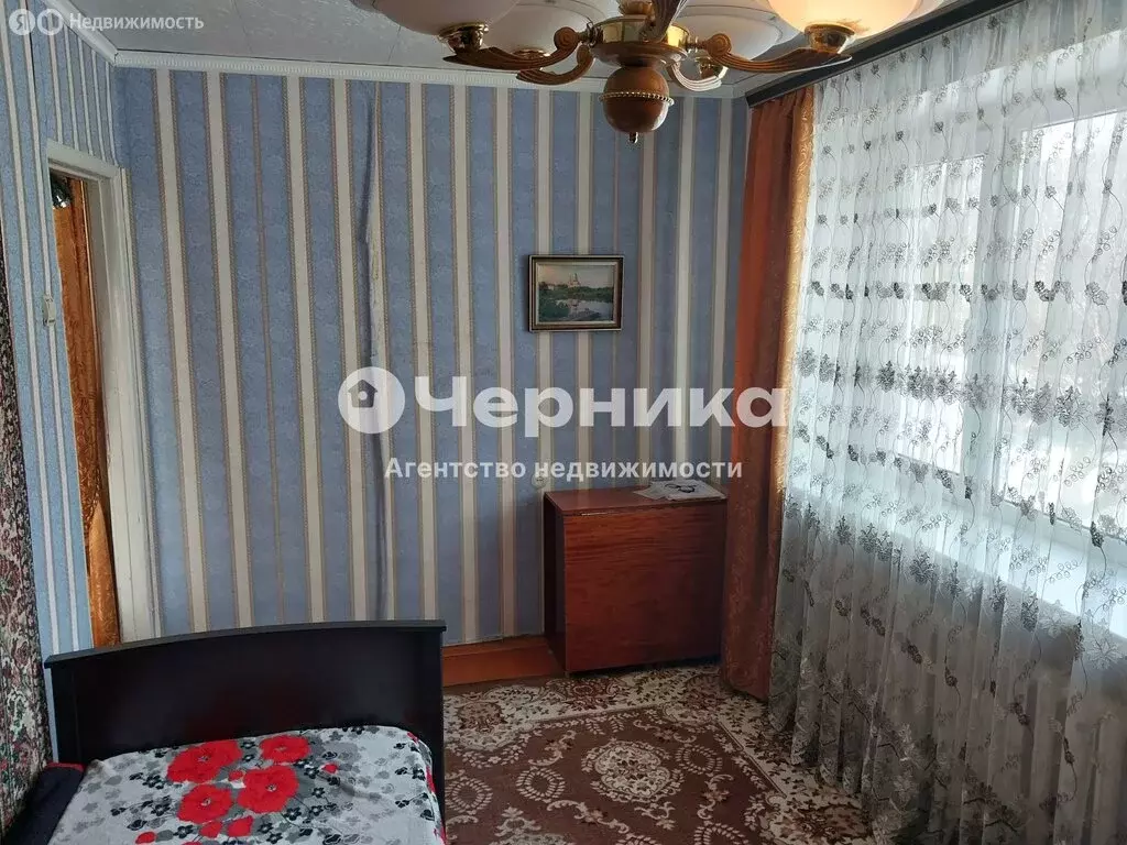 3-комнатная квартира: Новошахтинск, Рабоче-Крестьянская улица, 39 ... - Фото 2