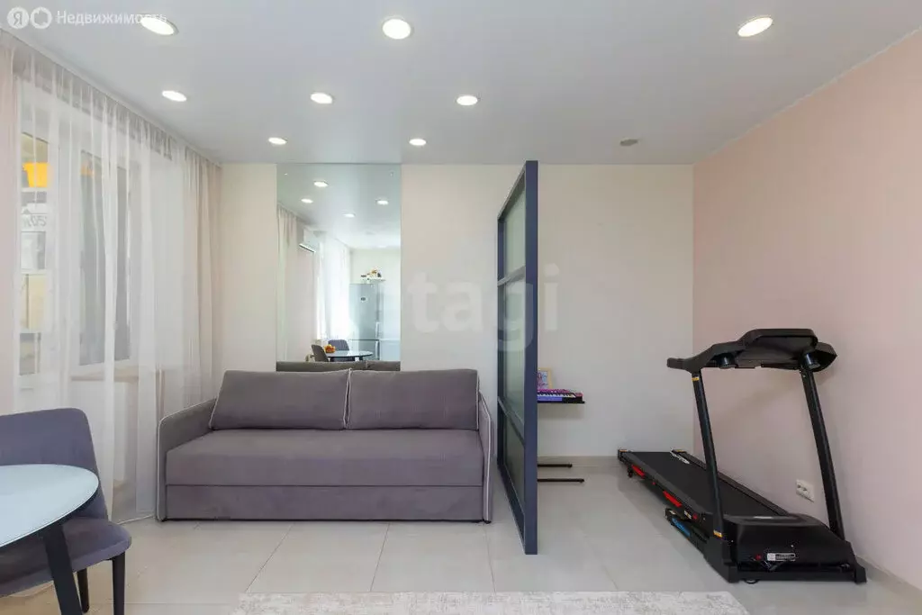 Квартира-студия: Тюмень, улица Беляева, 35к2 (30 м) - Фото 1