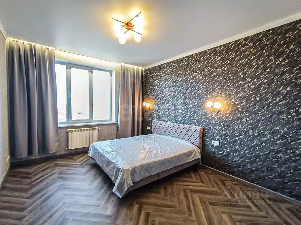 2-к кв. Ростовская область, Аксай ул. Платова, 72В (72.0 м) - Фото 0