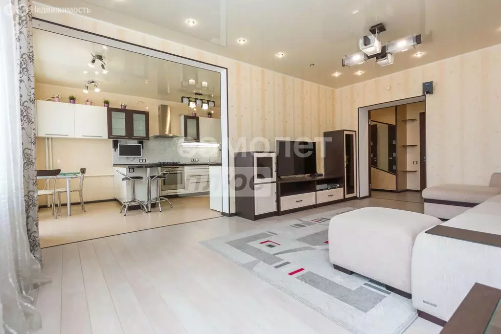 3-комнатная квартира: Уфа, Армавирская улица, 15 (117.6 м) - Фото 1