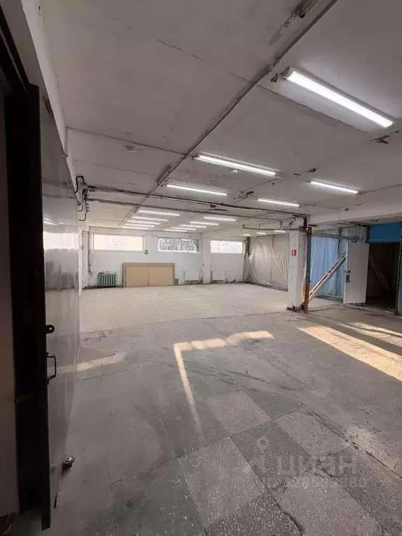 Помещение свободного назначения в Саратовская область, Энгельс ... - Фото 1