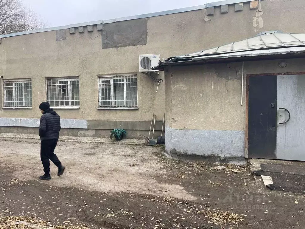 Помещение свободного назначения в Саратовская область, Саратов тракт ... - Фото 0