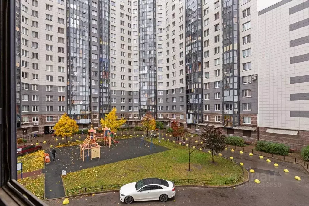 2-к кв. Санкт-Петербург ул. Русановская, 17к3 (64.54 м) - Фото 1