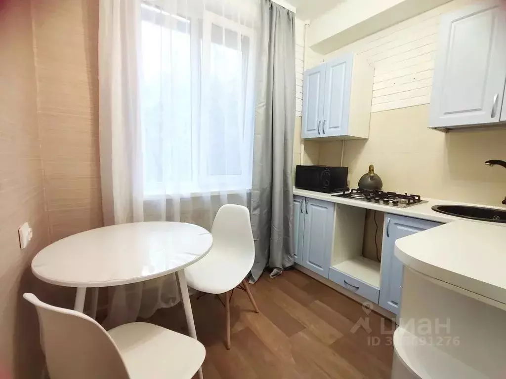 2-к кв. Севастополь просп. Генерала Острякова, 53 (50.0 м) - Фото 1