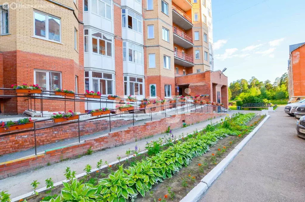 3-комнатная квартира: Северск, улица Славского, 22 (69.2 м) - Фото 2