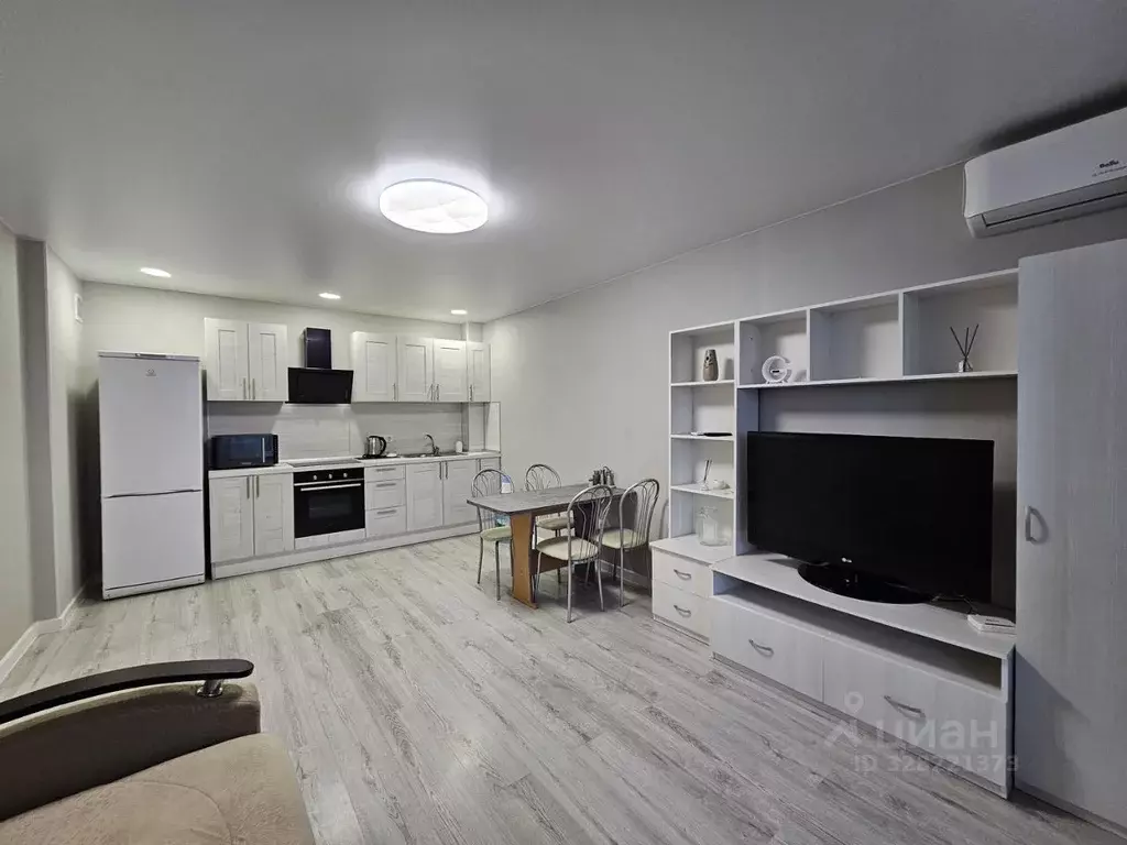 1-к кв. Тюменская область, Тюмень Велижанская ул., 66 (43.0 м) - Фото 1