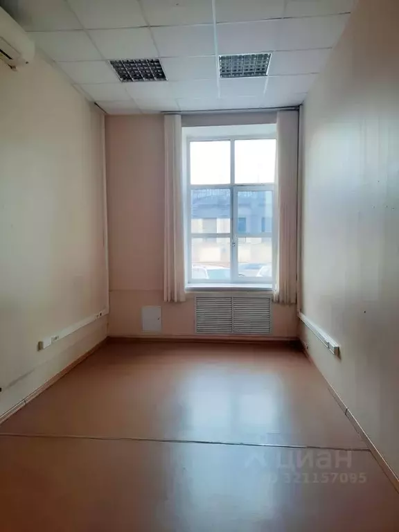 Офис в Новосибирская область, Новосибирск Каменская ул., 64А (20 м) - Фото 1