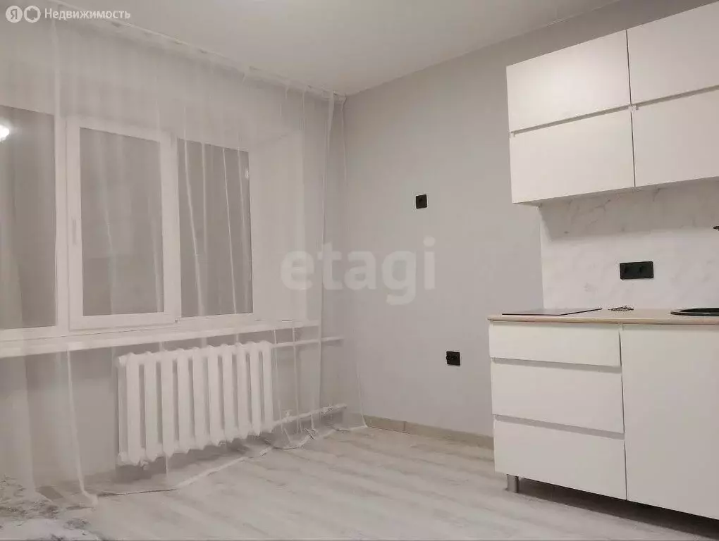 Квартира-студия: Пермь, улица Танкистов, 17 (13.5 м) - Фото 1