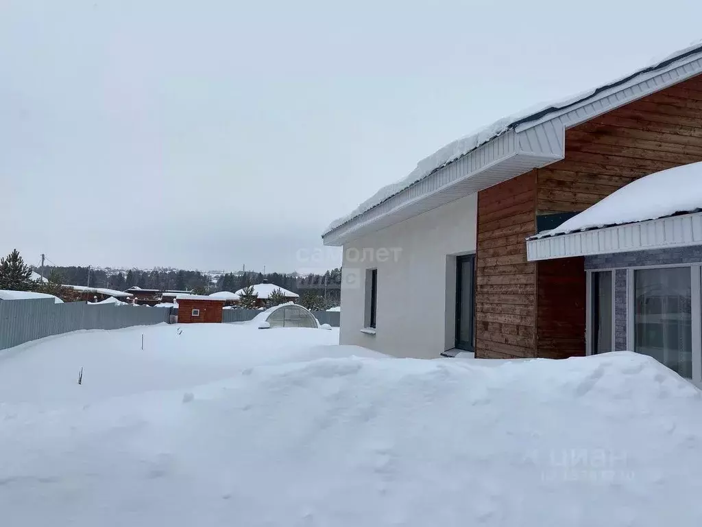 Дом в Удмуртия, Завьяловский район, д. Старые Кены ул. Центральная, 49 ... - Фото 1