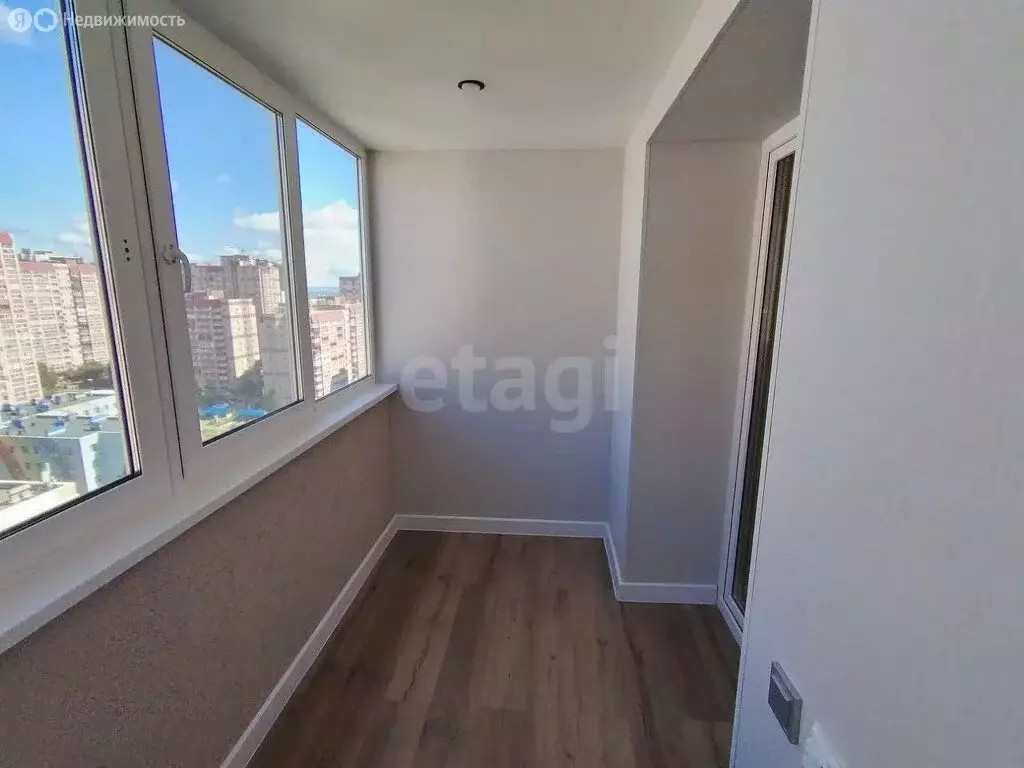 3-комнатная квартира: Самара, улица Карбышева, 61Б (66 м) - Фото 1
