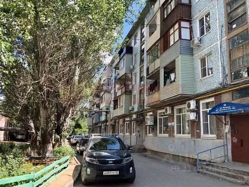 3-к кв. Астраханская область, Астрахань ул. Ботвина, 10 (58.1 м) - Фото 1